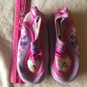 Toddler girl water shoes